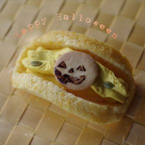 ハロウィン菓子の明暗撮影
